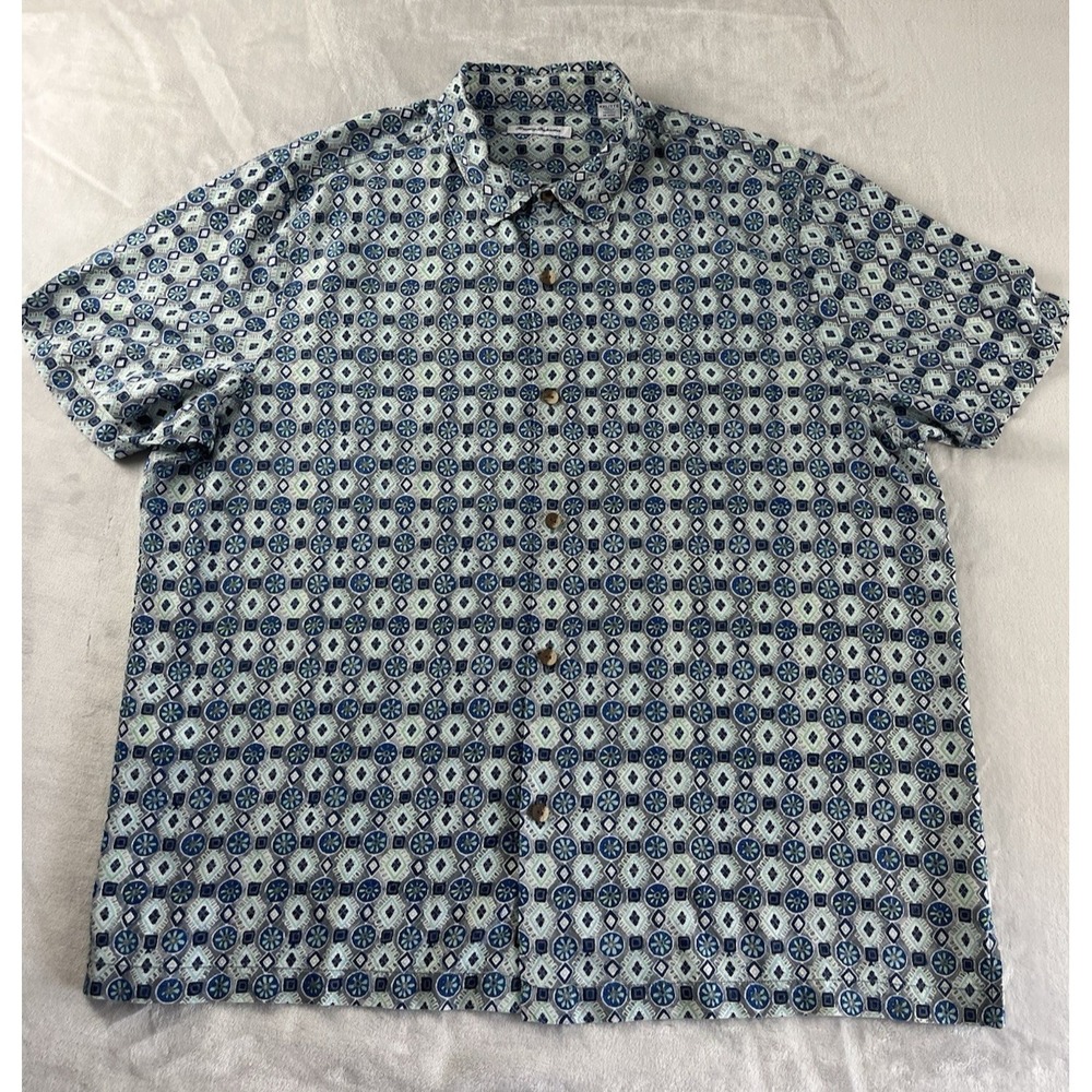 Tommy Bahama Camp Shirt Men 2XL Gray Geometric 100% Silk Wooden Botton Casual